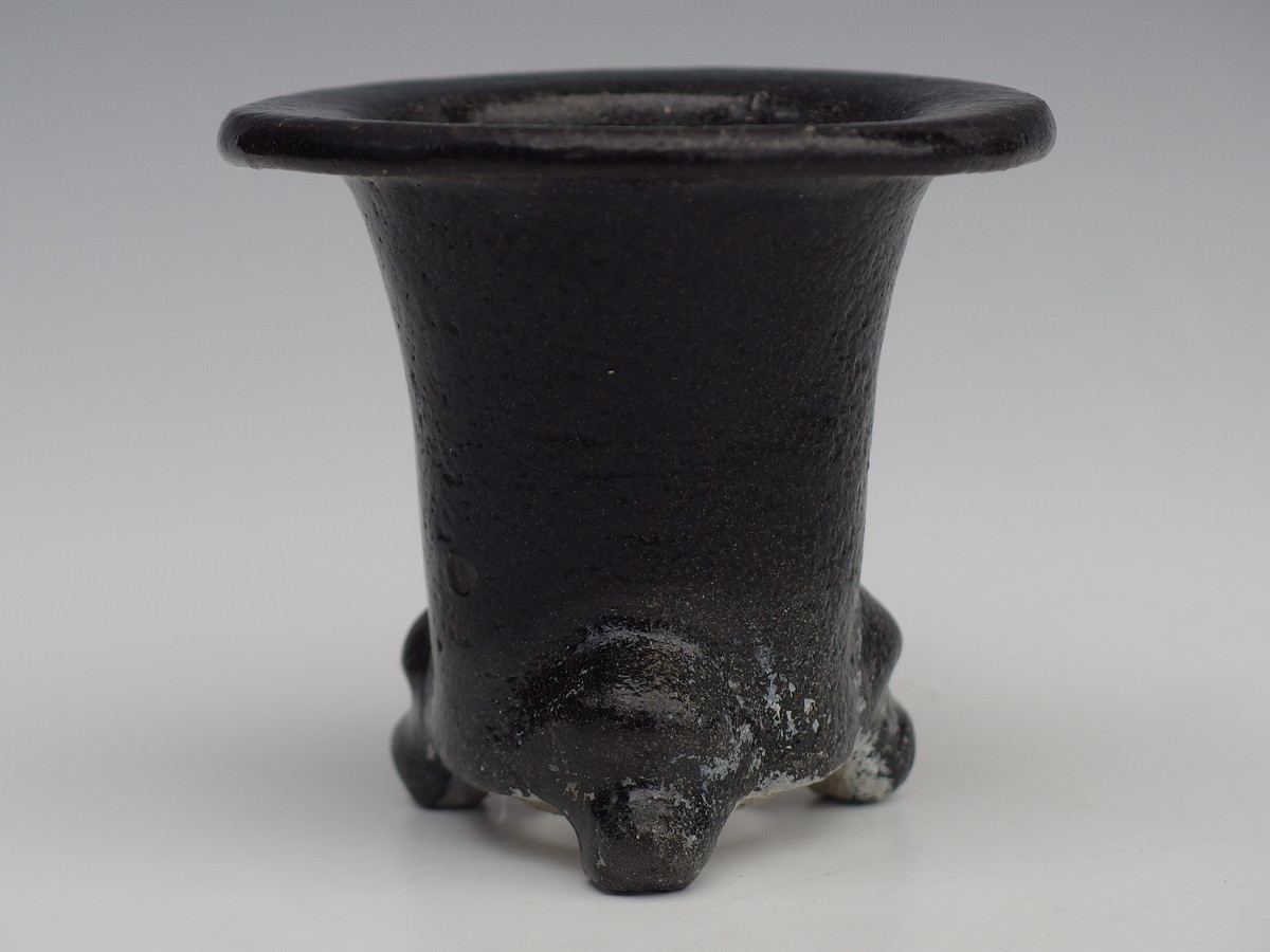 2051,　古い黒楽鉢　外径約8.8cm　中古鉢