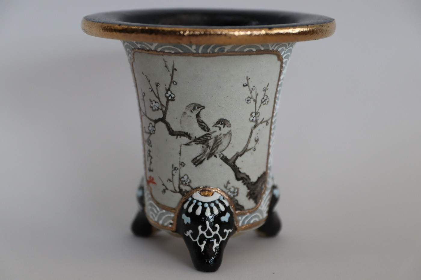 2145,梅に鶯 万年青楽鉢 外径約10.2cm 清山サイン　新古