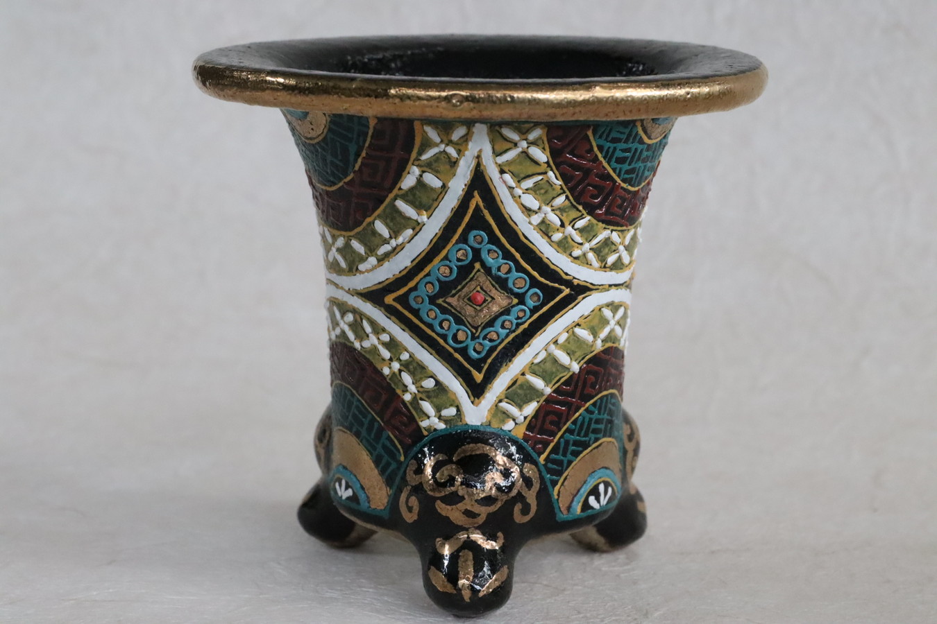 2495,吉祥紋 万年青楽鉢 外径約10.6cm 香るサイン 古い？他にない鉢