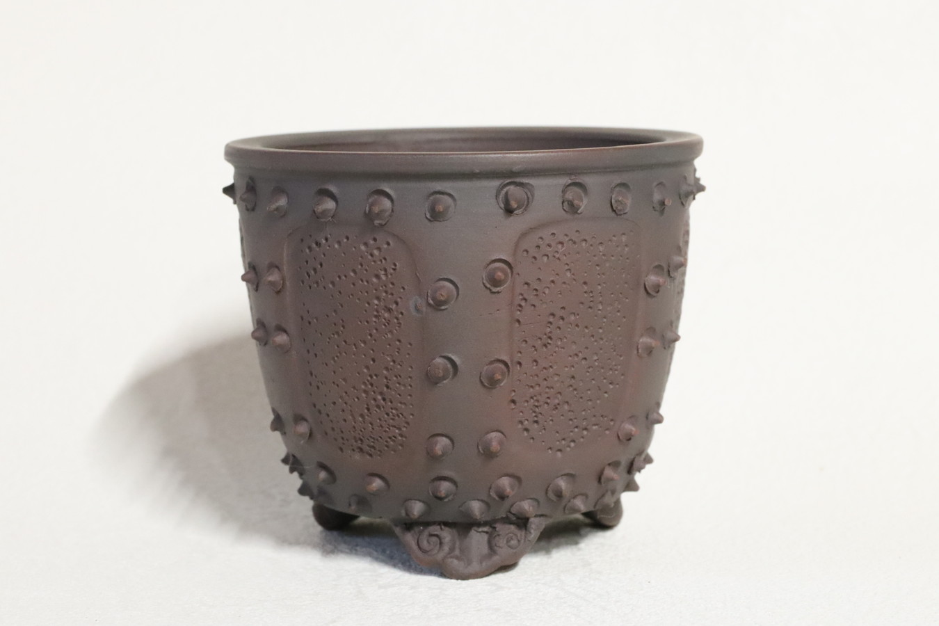 2657, 　外径約8.9cm　高さ約7.7cm　作よい